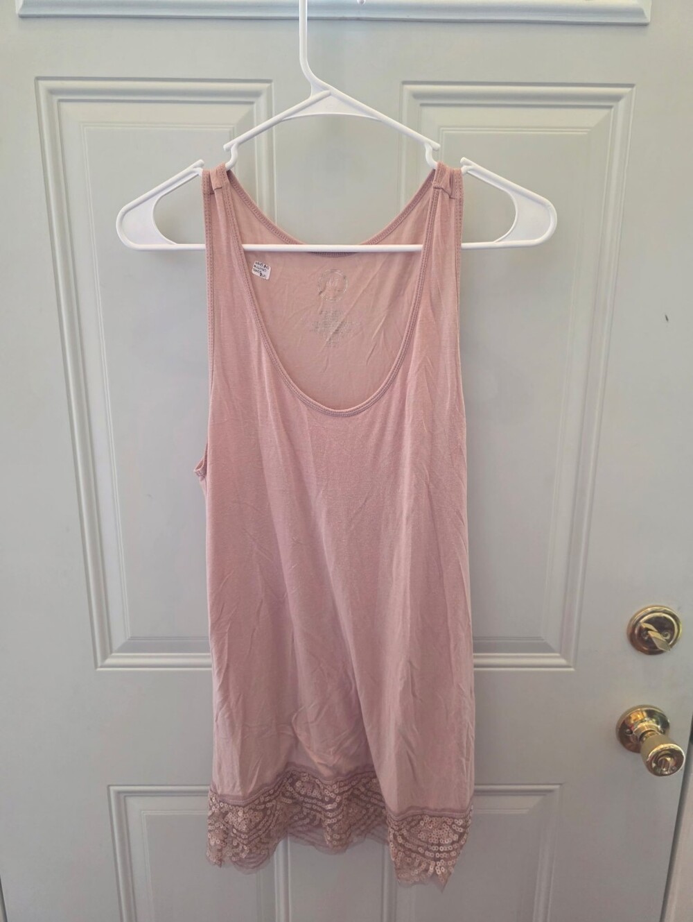Maurices 24/7 Light Pink Lace-Hem Tank Top Size Small